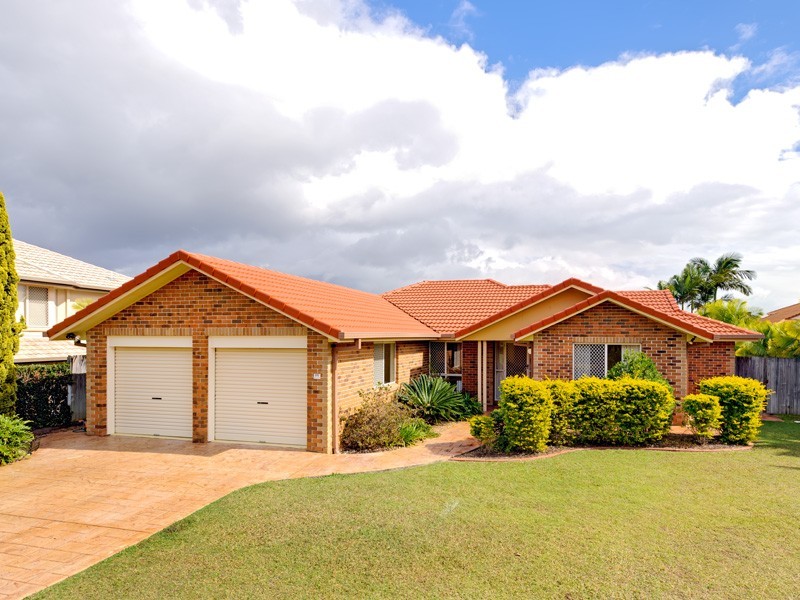 138 Lancaster Circuit, Stretton QLD 4116