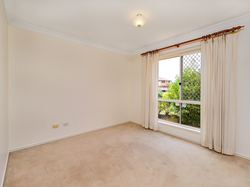 138 Lancaster Circuit, Stretton QLD 4116