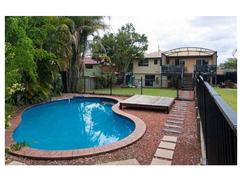 15 Kandanga Street, Eight Mile Plains QLD 4113