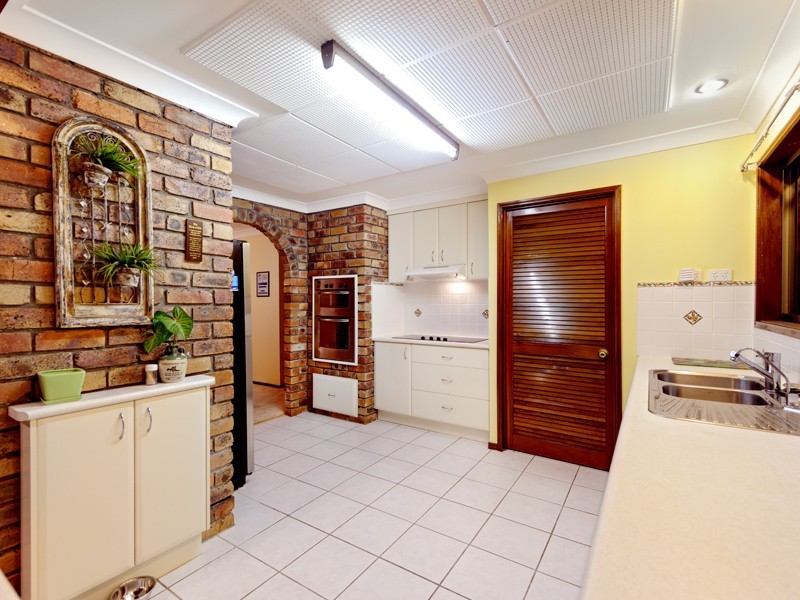 19 Mintwood Street, Sunnybank Hills QLD 4109