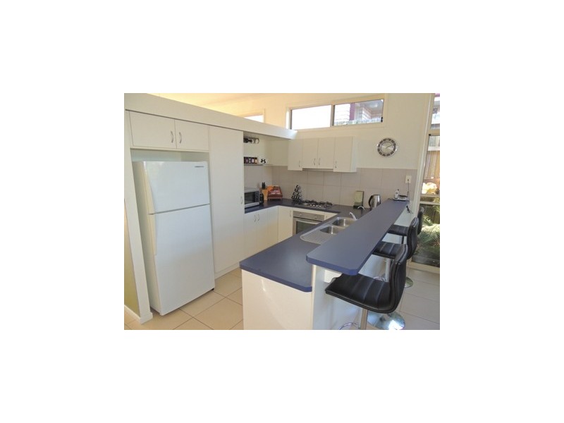 8 Apollo Place, Springfield Lakes QLD 4300