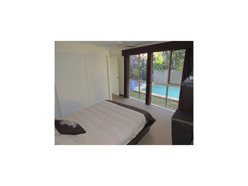 8 Apollo Place, Springfield Lakes QLD 4300