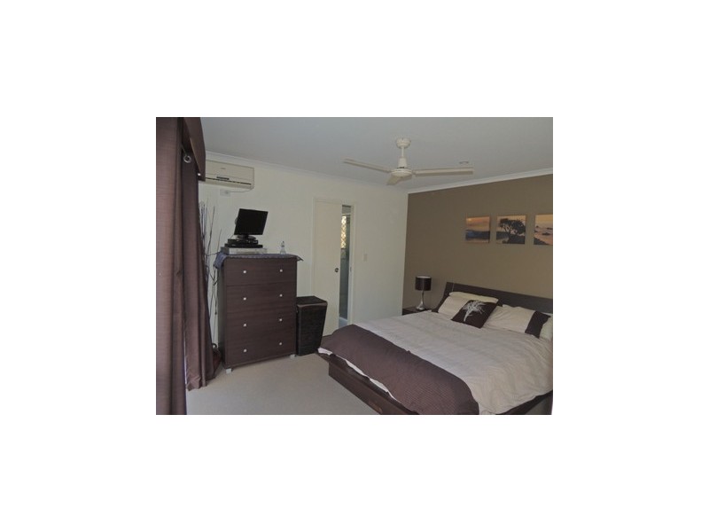 8 Apollo Place, Springfield Lakes QLD 4300