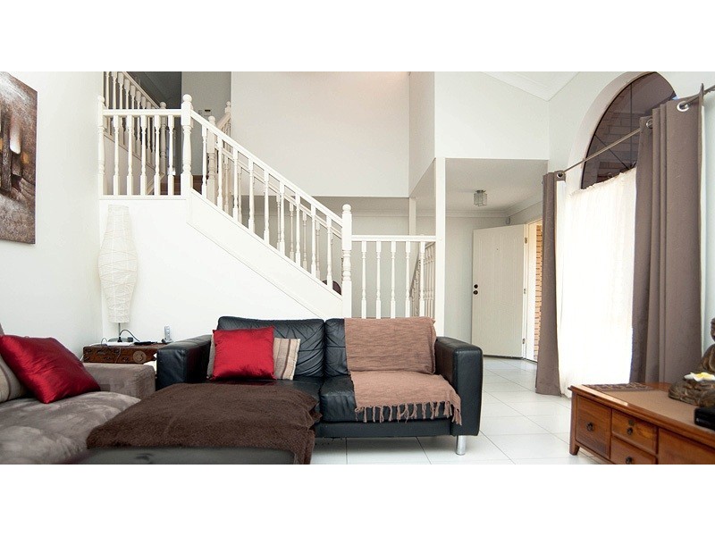 58 Bannockburn Crescent, Parkinson QLD 4115