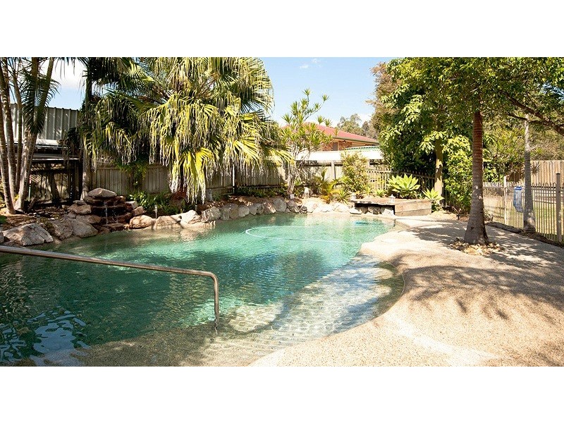 58 Bannockburn Crescent, Parkinson QLD 4115