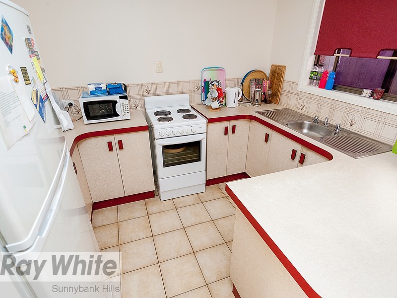 31 Longden Street, Coopers Plains QLD 4108