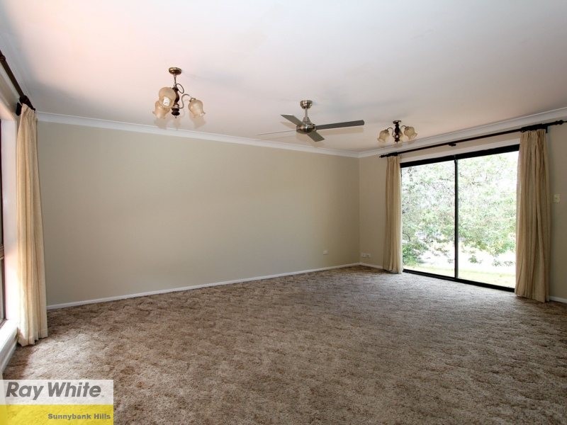 8 Grandchester Street, Sunnybank Hills QLD 4109