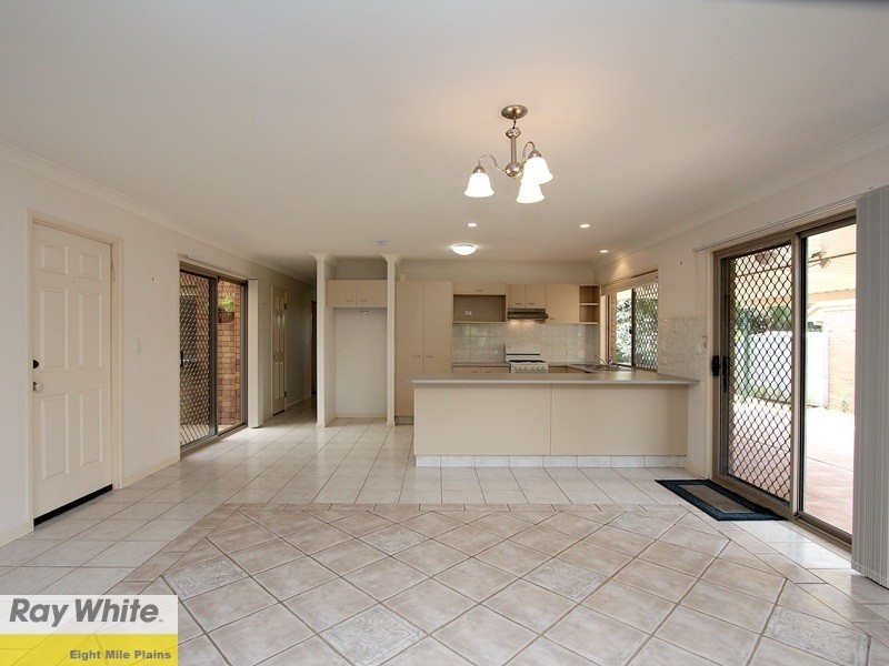 5 Daffodil Place, Runcorn QLD 4113