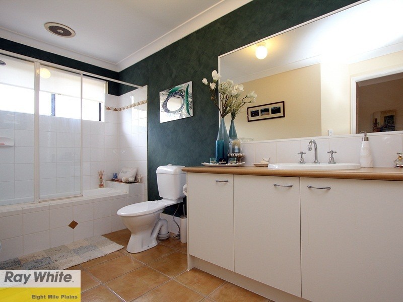 1/18 Pumice Street, Eight Mile Plains QLD 4113