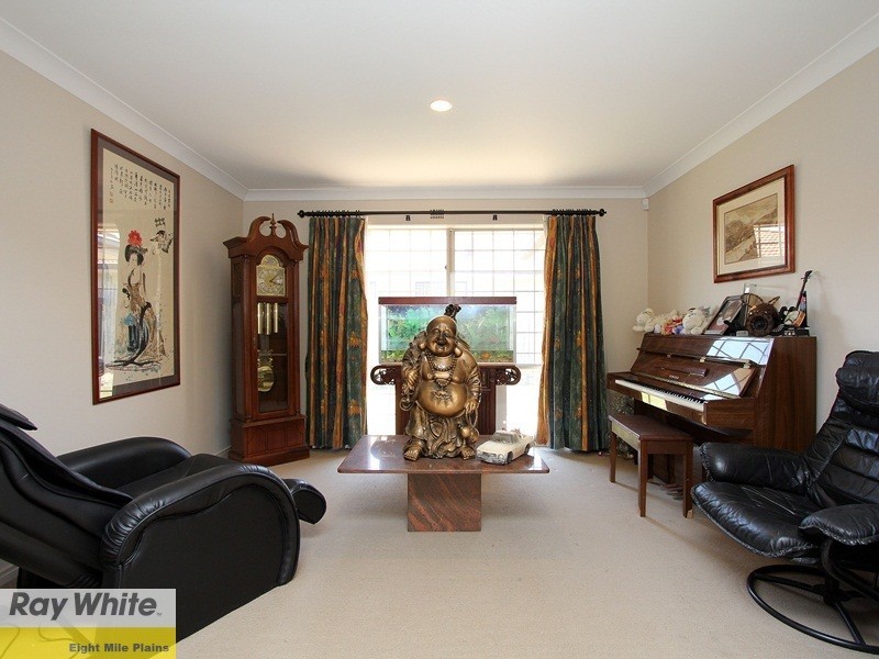 75 Wallum Drive, Parkinson QLD 4115