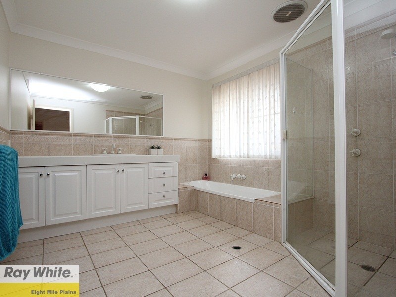 12 Kakirra Place, Eight Mile Plains QLD 4113