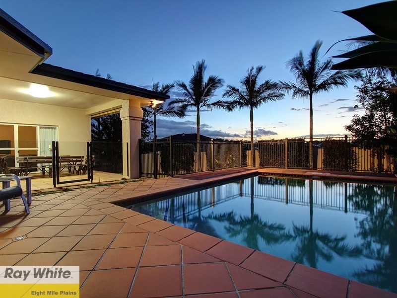 12 Kakirra Place, Eight Mile Plains QLD 4113