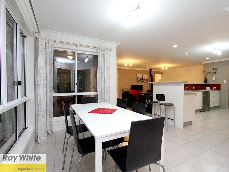 18 Michigan Crescent, Parkinson QLD 4115