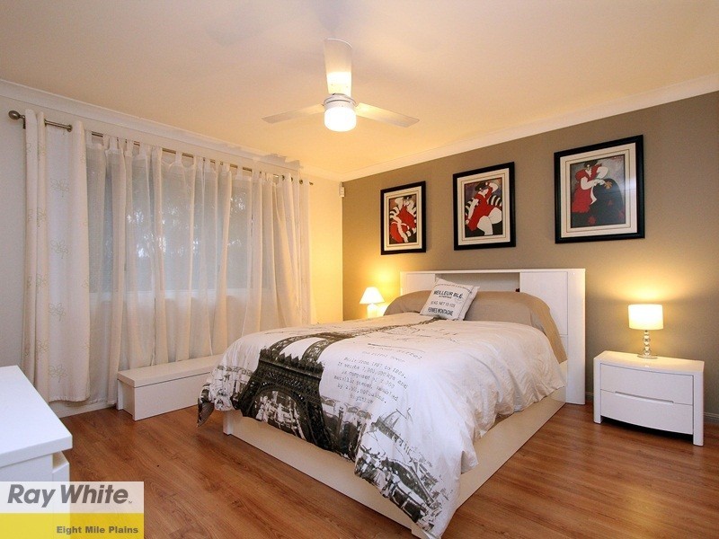 18 Michigan Crescent, Parkinson QLD 4115