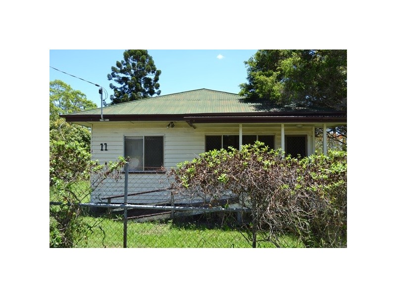 11 Verrall Street, Riverview QLD 4303