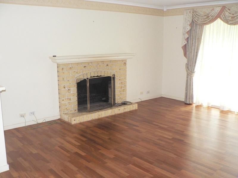 16 Demigre Street, Eight Mile Plains QLD 4113