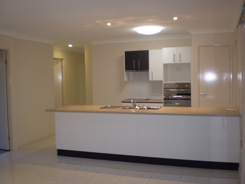 5 HIRA CLOSE, Calamvale QLD 4116