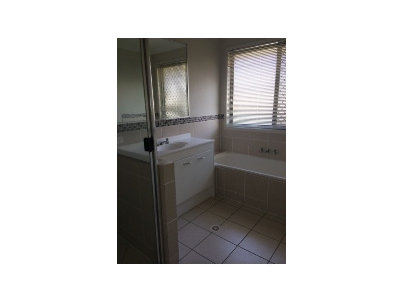 25 Bufalino Street, Parkinson QLD 4115