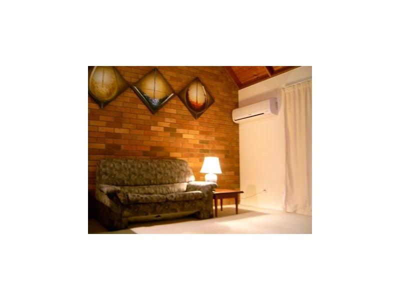 2/2 Lancewood Street, Algester QLD 4115