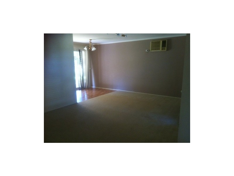 2 Barcoo Court, Hillcrest QLD 4118