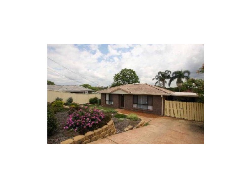 87 Middle Road, Hillcrest QLD 4118