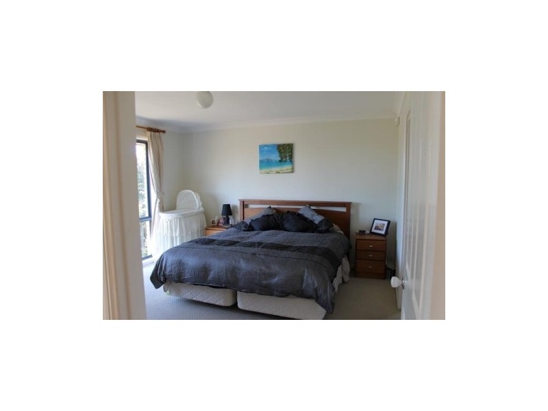 6 Ashbourne Avenue, Goodna QLD 4300