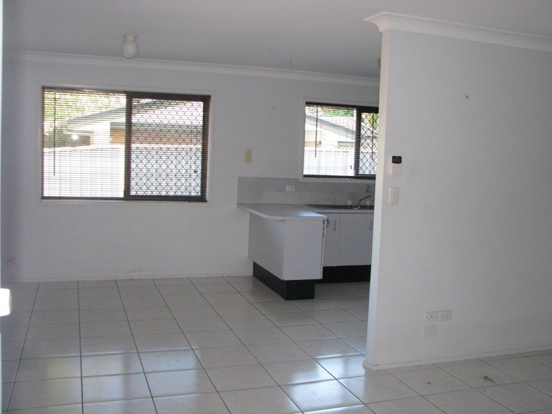 17 Erin Drive, Browns Plains QLD 4118