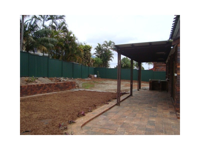 11 Kernow Street, Robertson QLD 4109