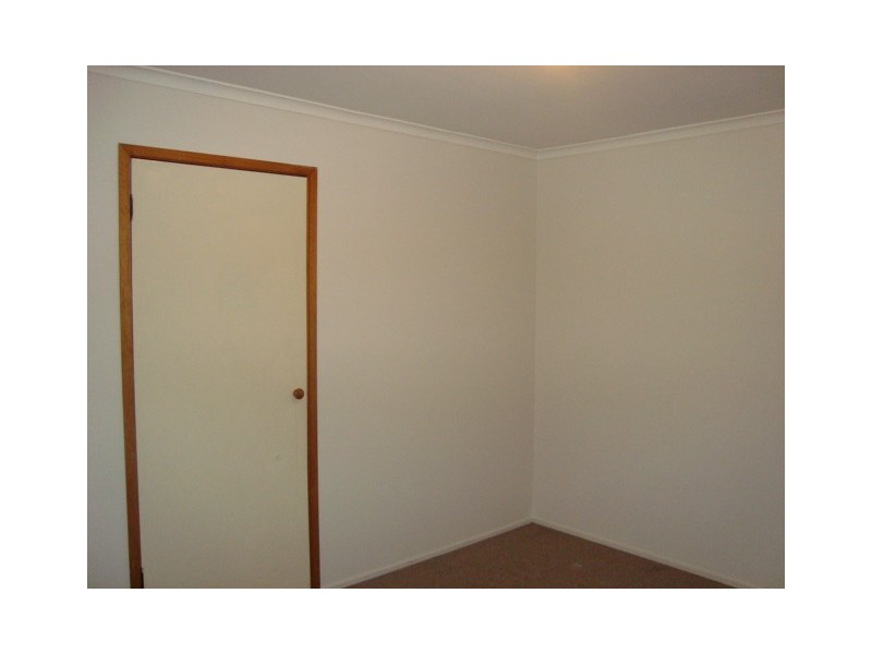 11 Kernow Street, Robertson QLD 4109