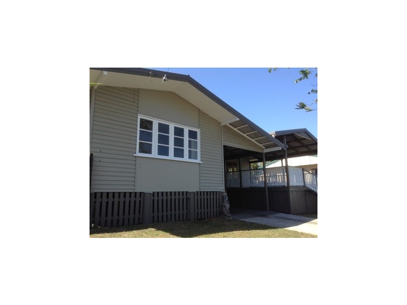 523 Warrigal Road, Eight Mile Plains QLD 4113