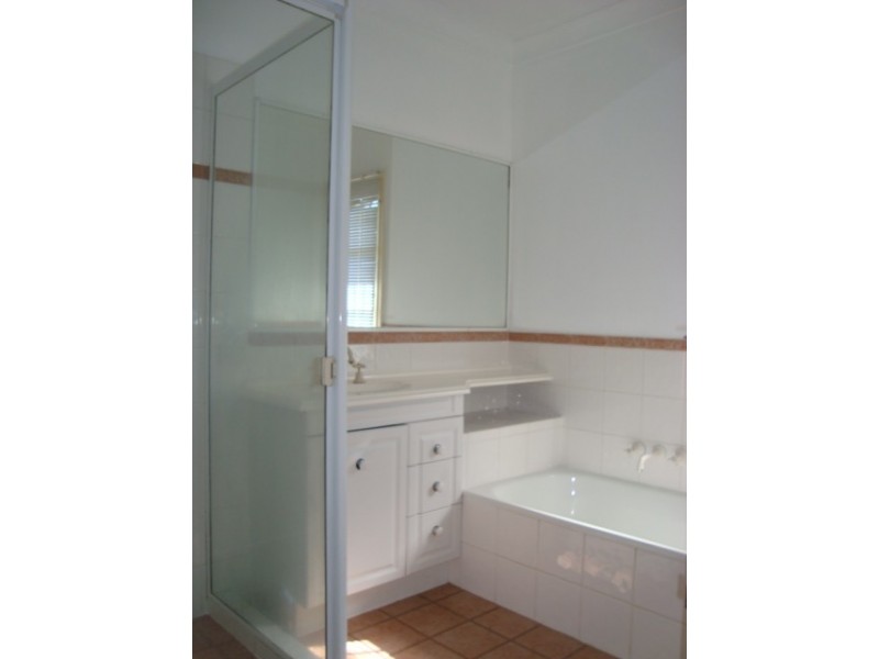 523 Warrigal Road, Eight Mile Plains QLD 4113