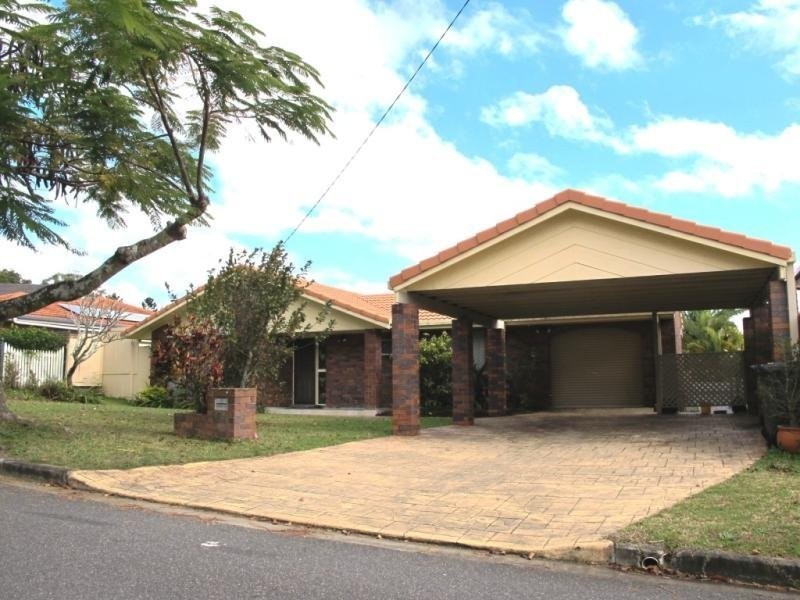 8 AMINTA STREET, Sunnybank QLD 4109