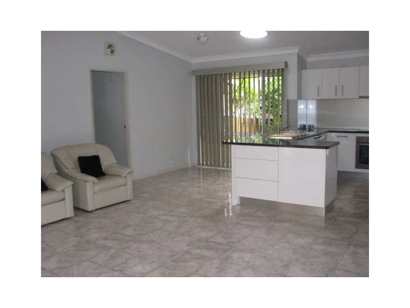 3 Bordeaux St, Eight Mile Plains QLD 4113