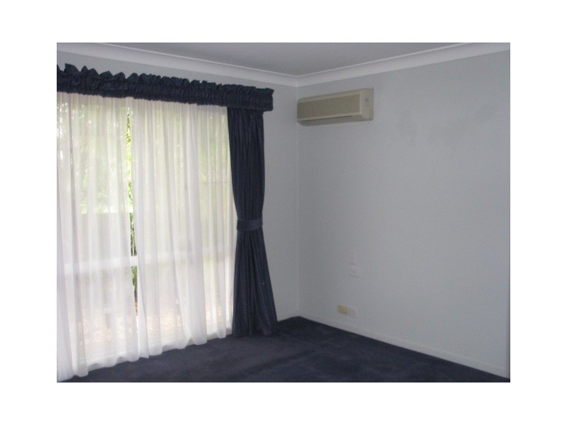 3 Bordeaux St, Eight Mile Plains QLD 4113