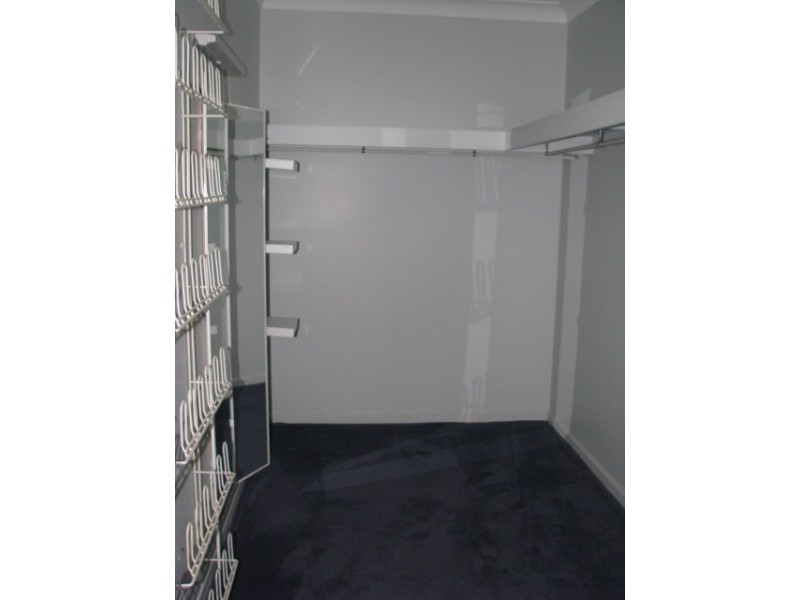 3 Bordeaux St, Eight Mile Plains QLD 4113