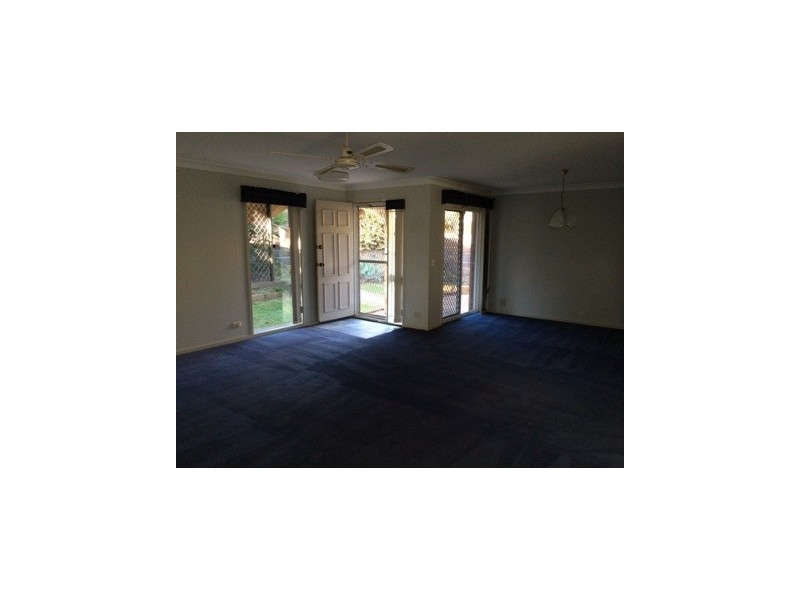 3 Bordeaux St, Eight Mile Plains QLD 4113