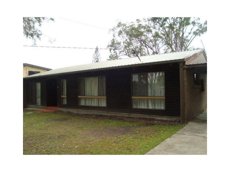 21 EMERALD ST, Marsden QLD 4132