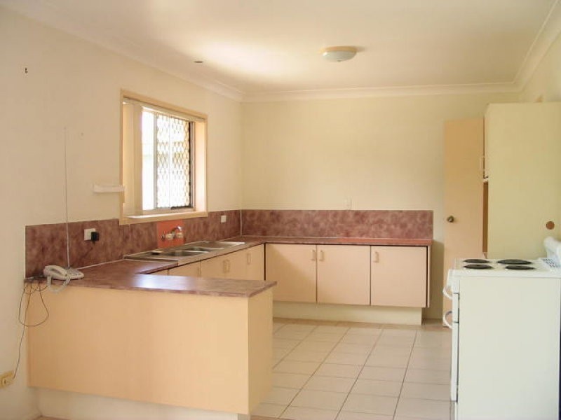 7 LORRIMORE ST, Macgregor QLD 4109