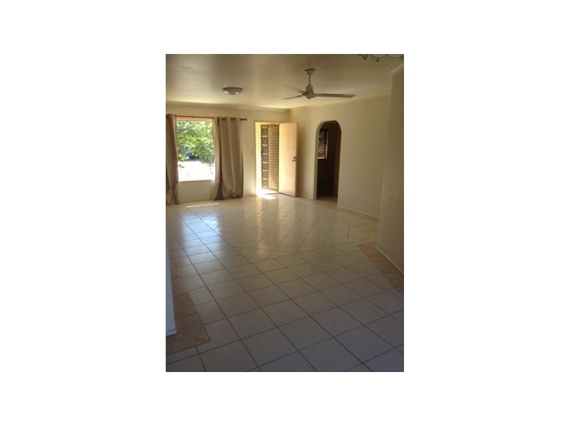 7 LORRIMORE ST, Macgregor QLD 4109