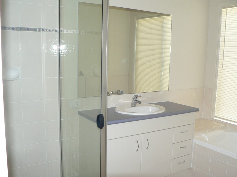 55 WALLUM RD, Parkinson QLD 4115