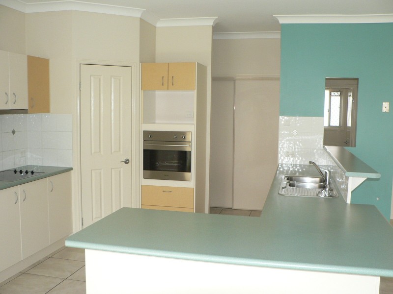 55 WALLUM RD, Parkinson QLD 4115