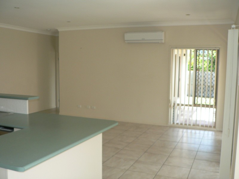 55 WALLUM RD, Parkinson QLD 4115