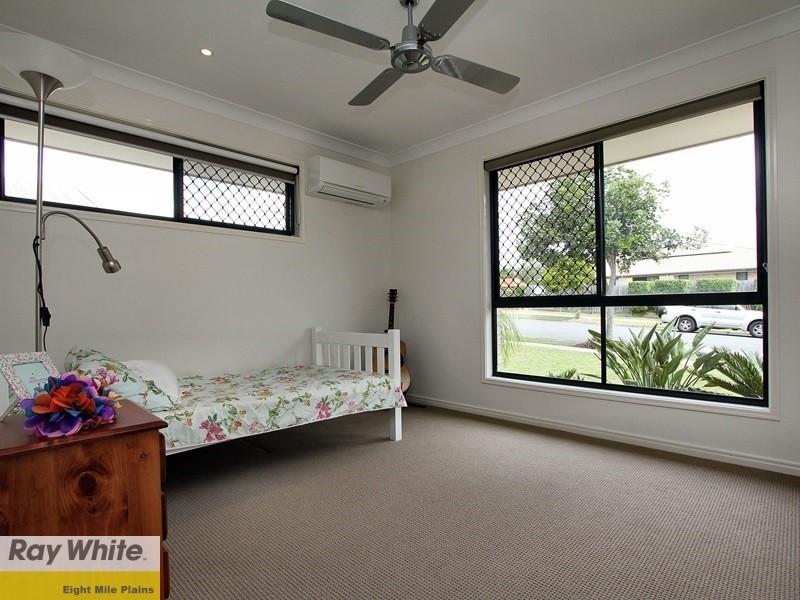 145 Wallum Drive, Parkinson QLD 4115