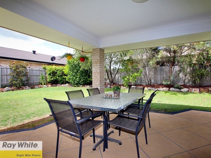 145 Wallum Drive, Parkinson QLD 4115