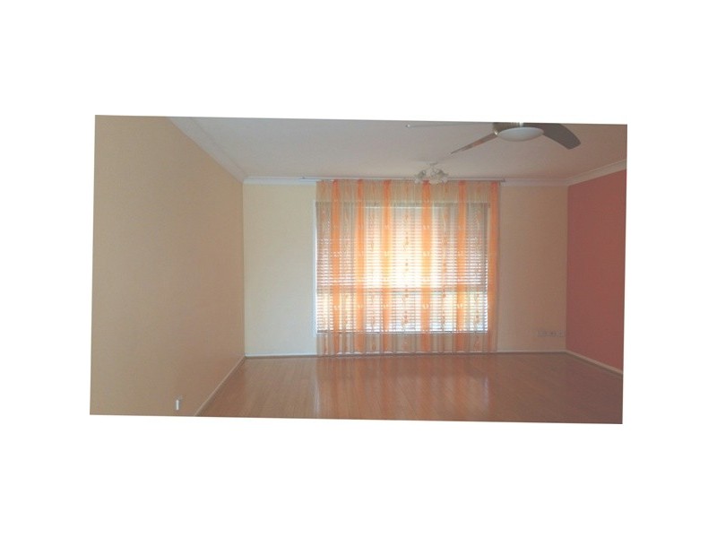 3/2 CORELLA PL, Runcorn QLD 4113