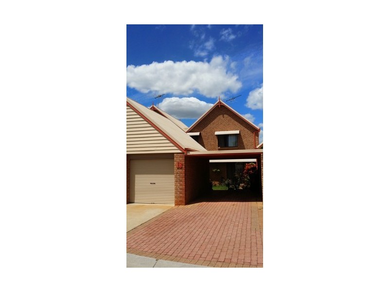 18/1 KELDA ST, Robertson QLD 4109