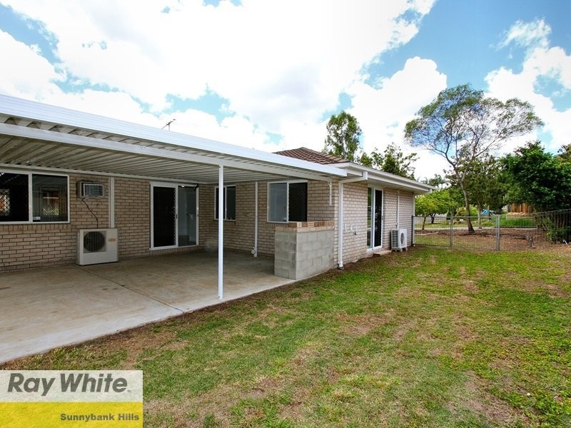 16 GADDES PL, Sunnybank QLD 4109