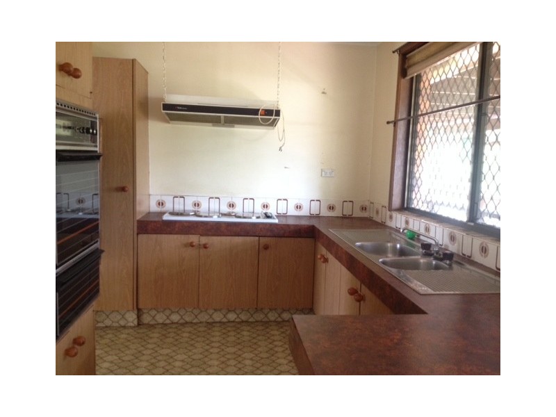 124 WARRIGAL ROAD, Runcorn QLD 4113