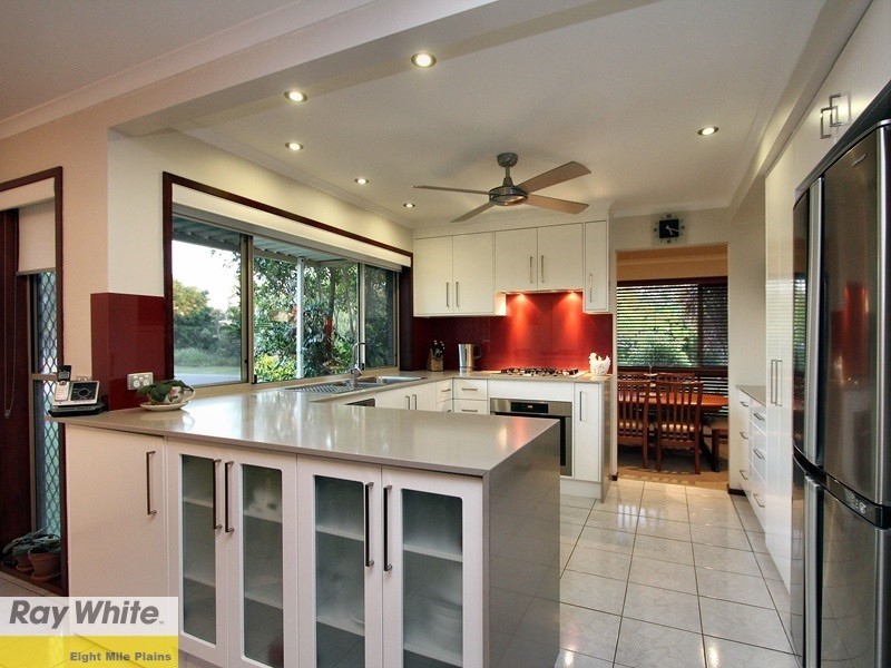 21 Googie Crescent, Eight Mile Plains QLD 4113