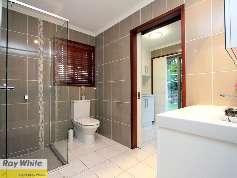 21 Googie Crescent, Eight Mile Plains QLD 4113